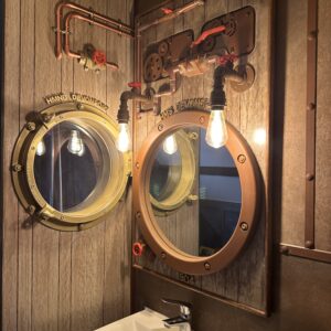 MIROIRS DE SALLE DE BAIN ET PORTES PERSONNALISABLES